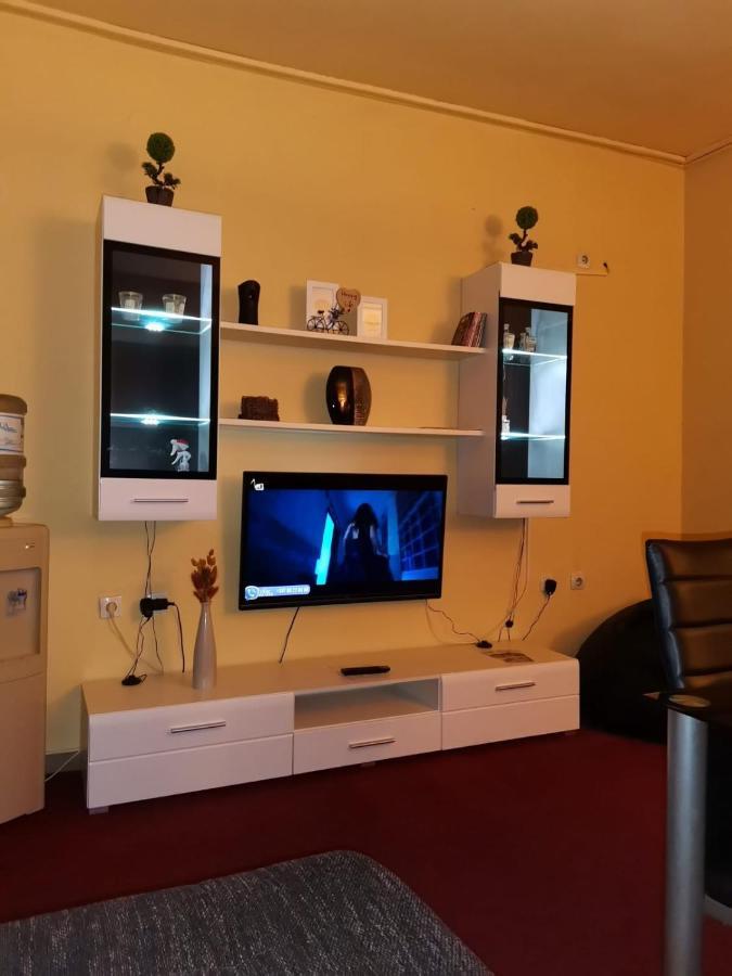 Apartman Nik-Rom Bosanska Gradiska Εξωτερικό φωτογραφία