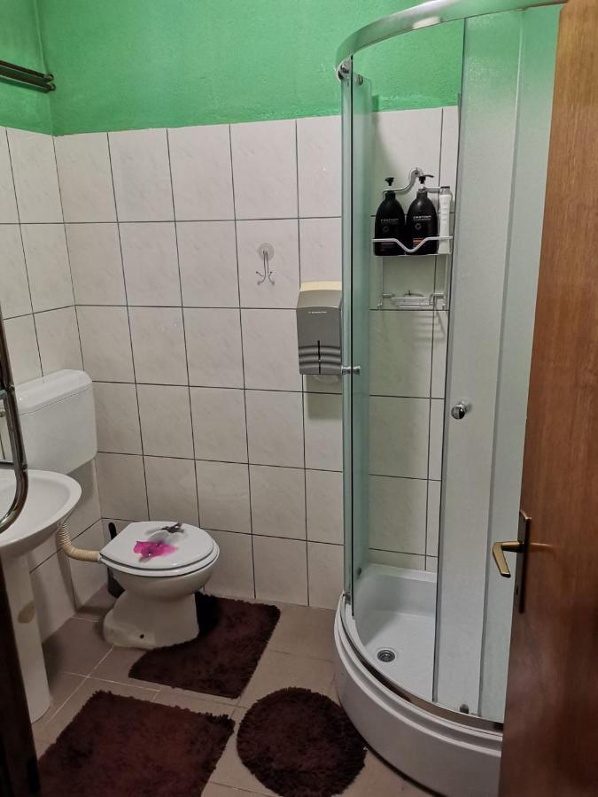 Apartman Nik-Rom Bosanska Gradiska Εξωτερικό φωτογραφία