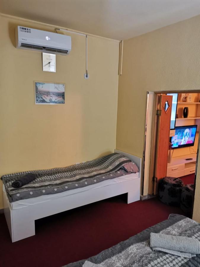 Apartman Nik-Rom Bosanska Gradiska Εξωτερικό φωτογραφία