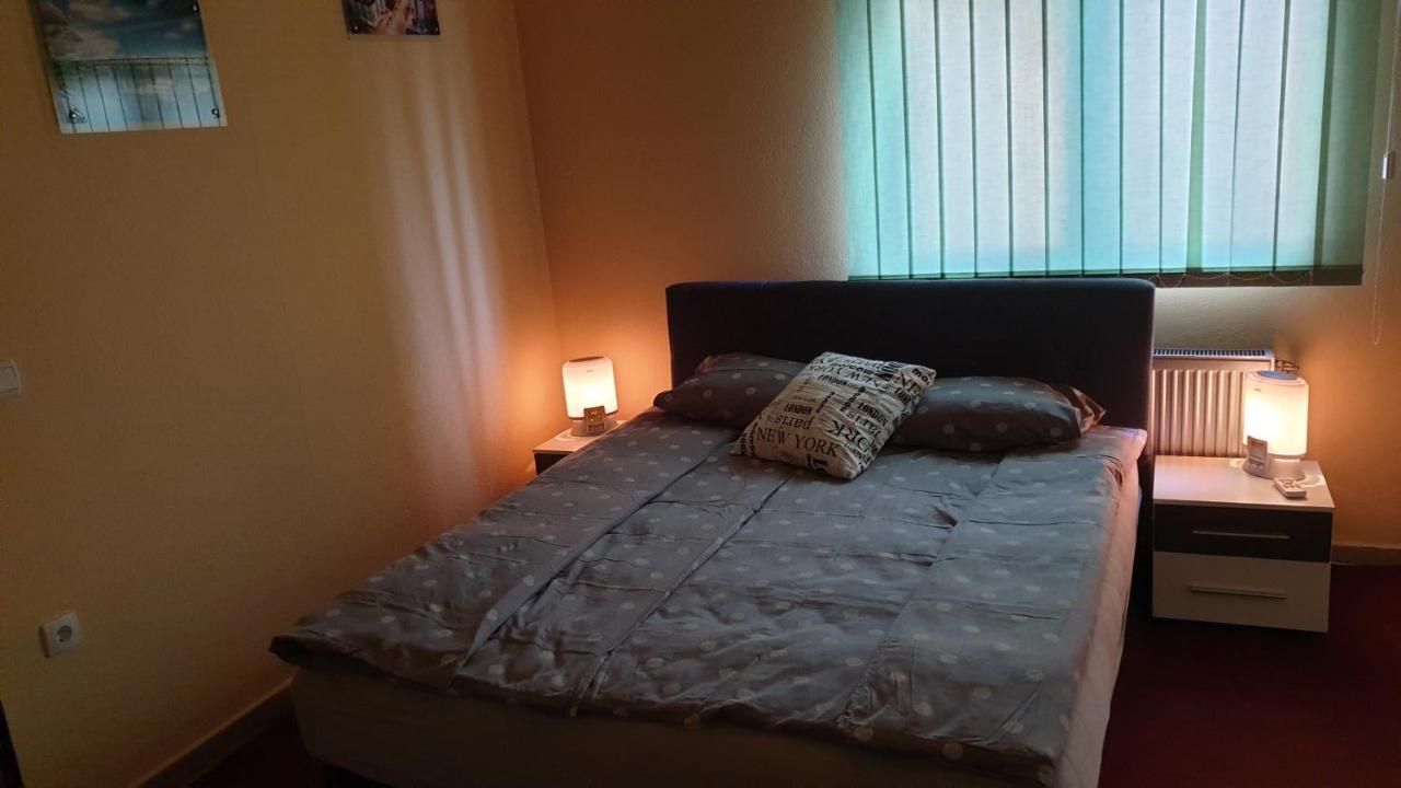 Apartman Nik-Rom Bosanska Gradiska Εξωτερικό φωτογραφία